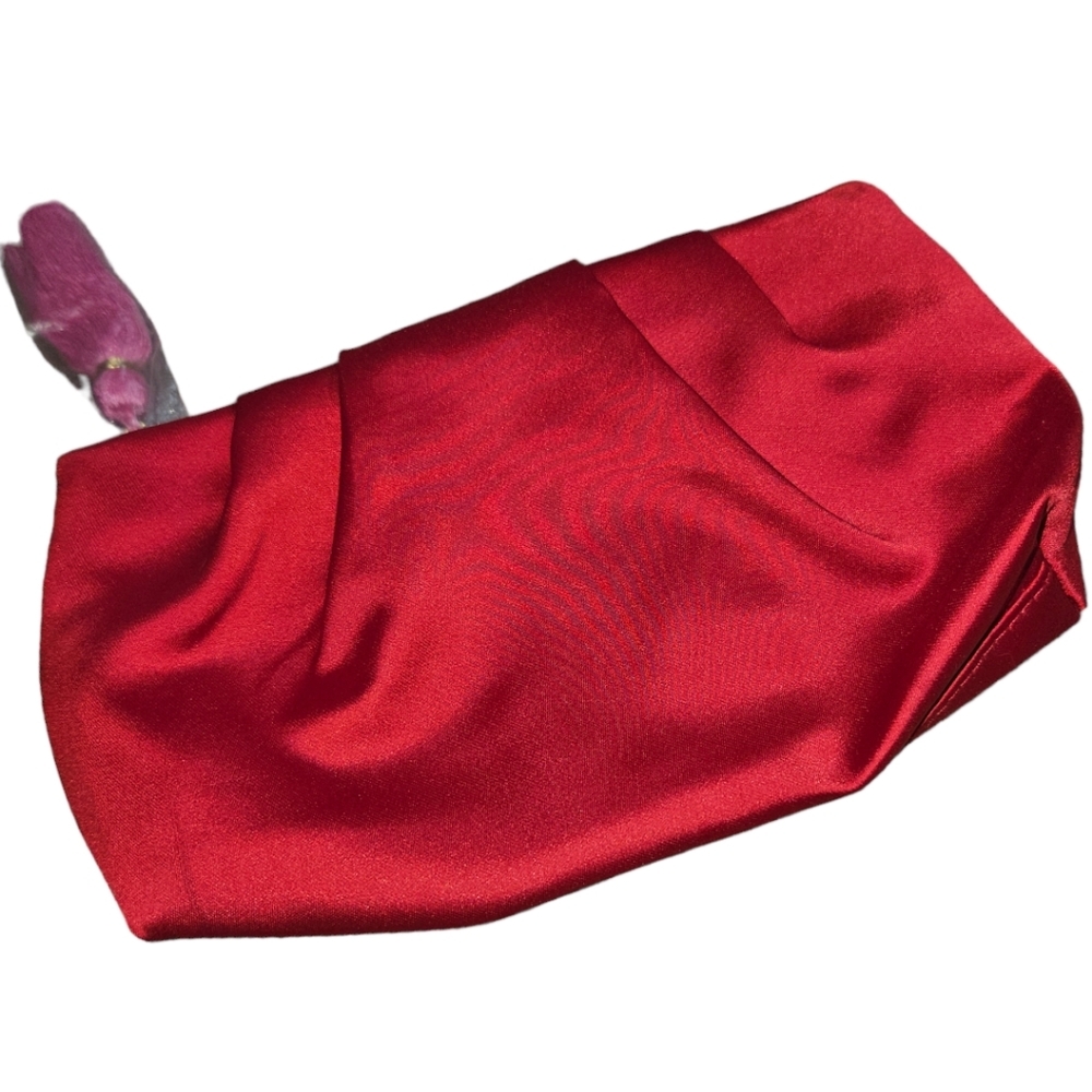 NWOT Estée Lauder Silk Mini Cosmetic Bag W/ Tassel Zip